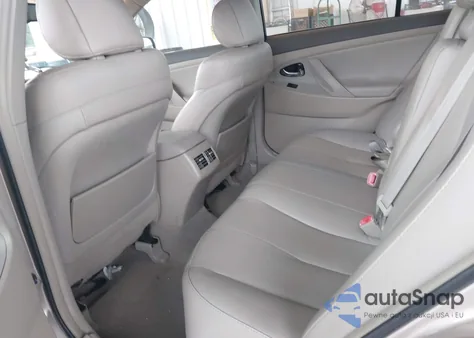 2007 Toyota Camry Hybrid z USA, uszkodzony, nr VIN 4T1BB46KX7U006633